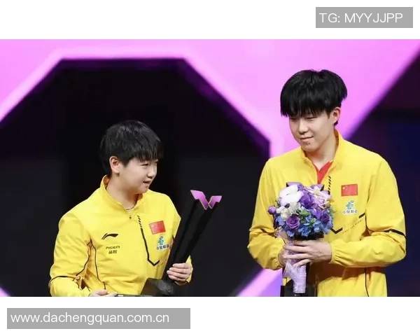 重庆乒乓球队战术引发热议球迷与专家的不同看法与分析